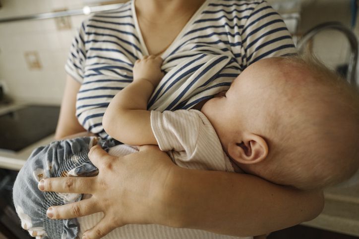 Breastfeeding and Pumping Schedule