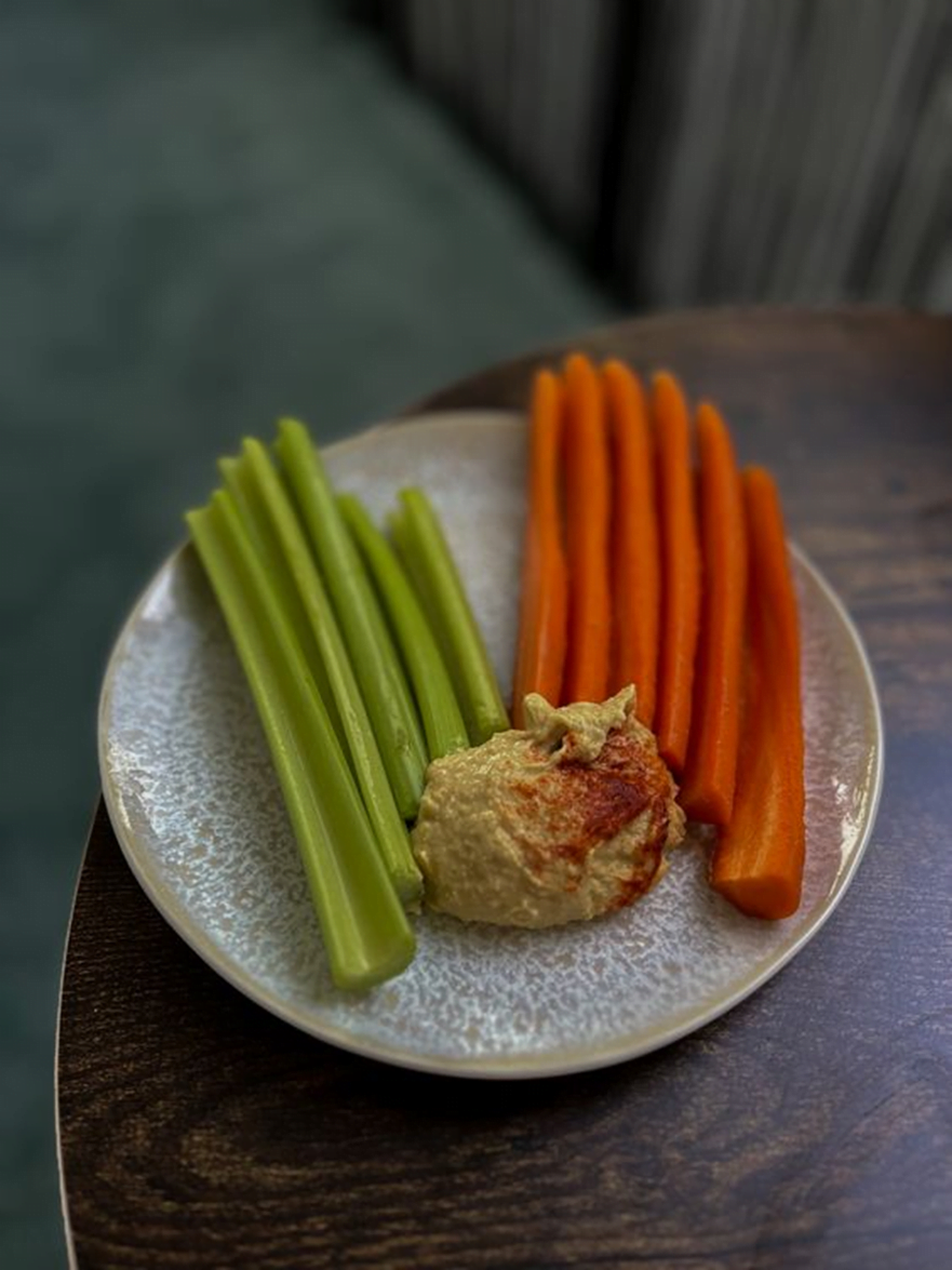 Carrot and Hummus