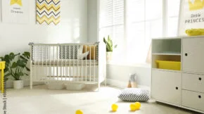 Best Mini Crib For Small Space (And Tight Budget) (Amazon)