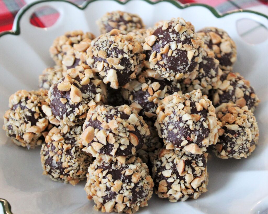 Peanut Butter Fudge Protein Energy Balls