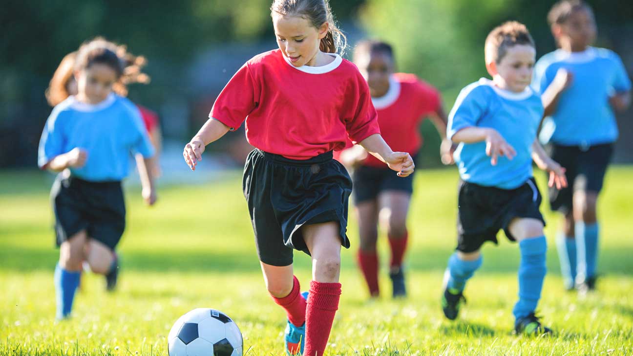 Sports Drinks Not Necessary for Children in Recreational Sports