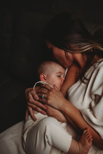Steps to Latch Your Baby Well During Breastfeeding