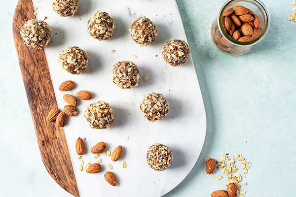 Vanilla Almond Energy Balls